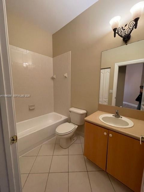 PORTOFINO LAKES - Residential Lease