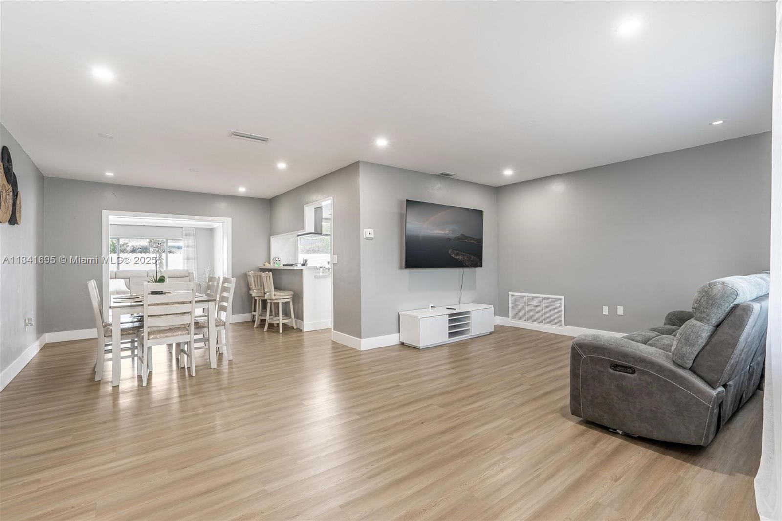 BOULEVARD HEIGHTS SEC SIX - Residential