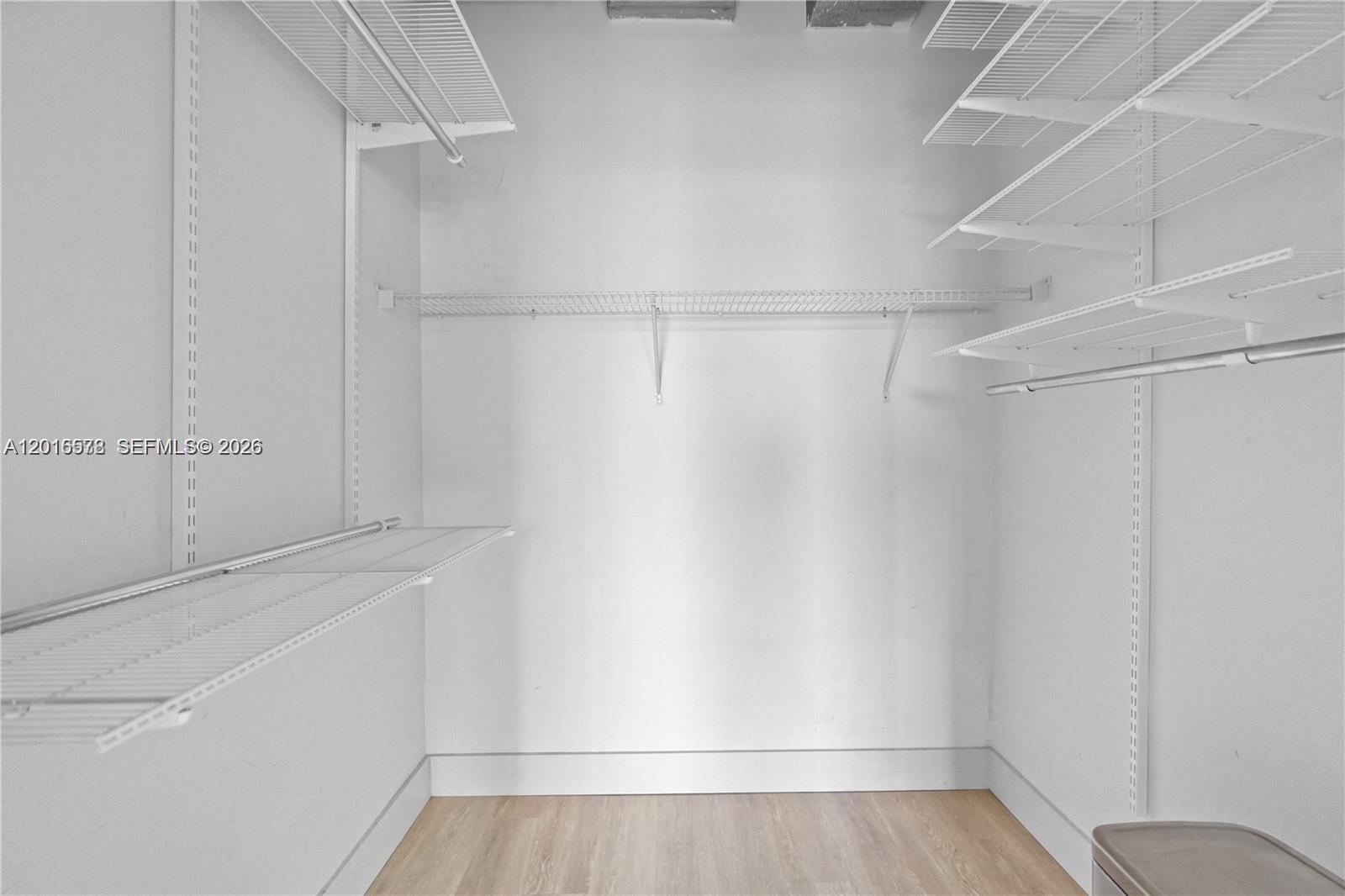 NEO CONDO - Residential Lease