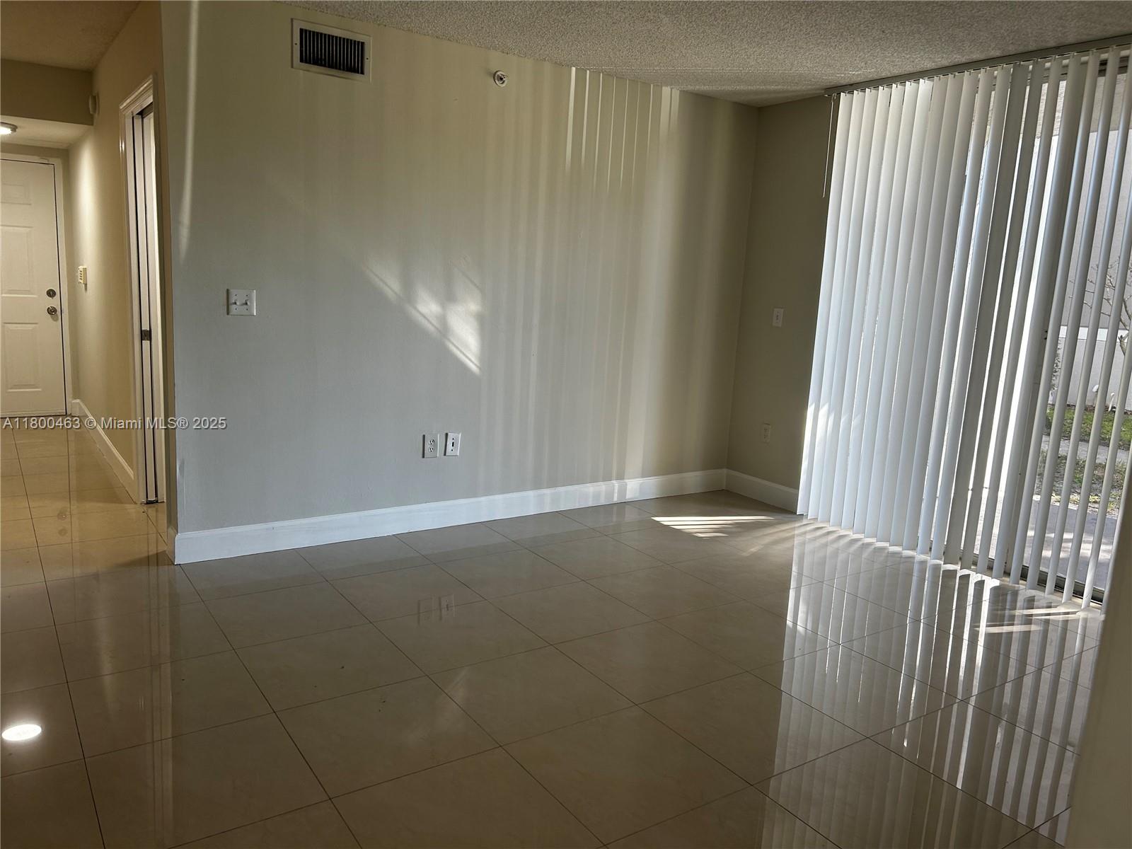 Address Not Disclosed, Pembroke Pines, Miami-Dade County, Florida - 2 Bedrooms  
2 Bathrooms - 