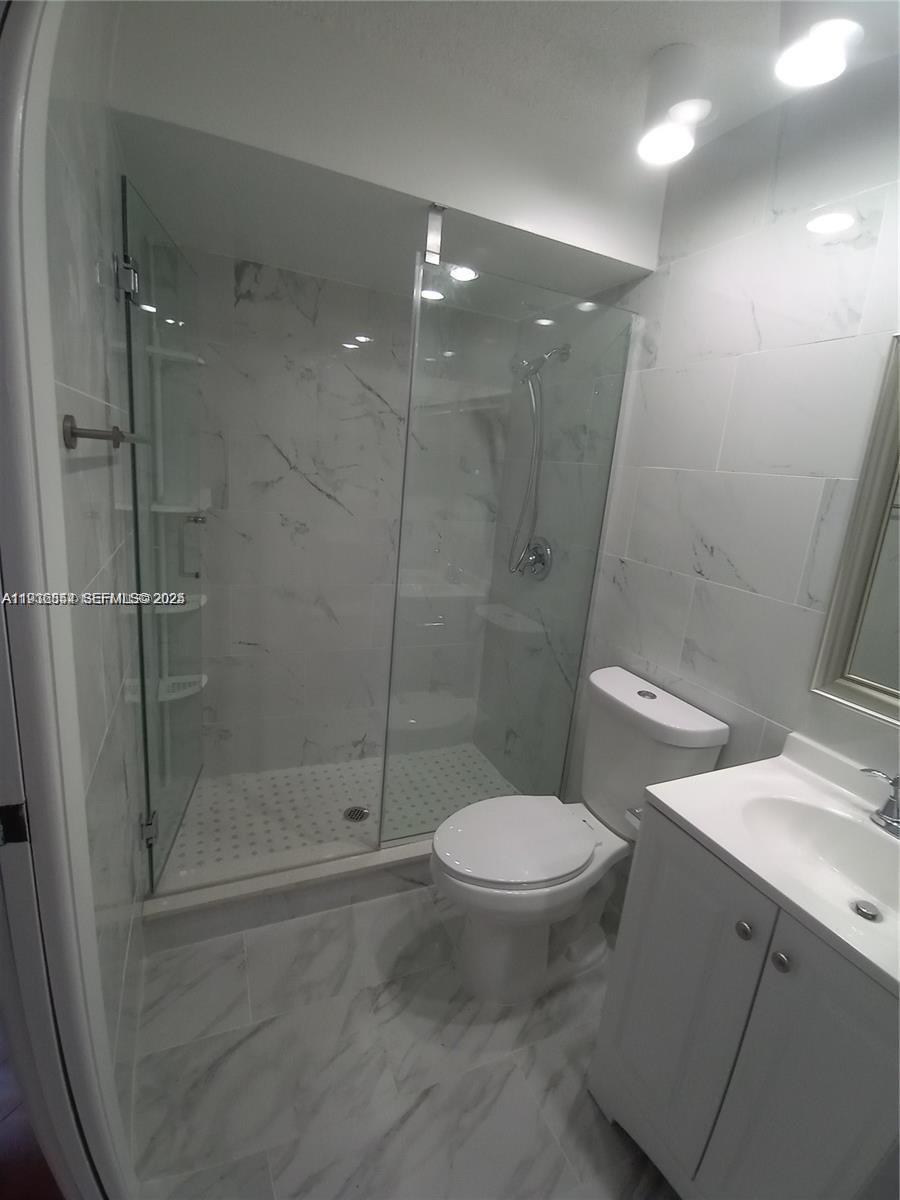 VILLA HOMES AT THE MOORS - Residential