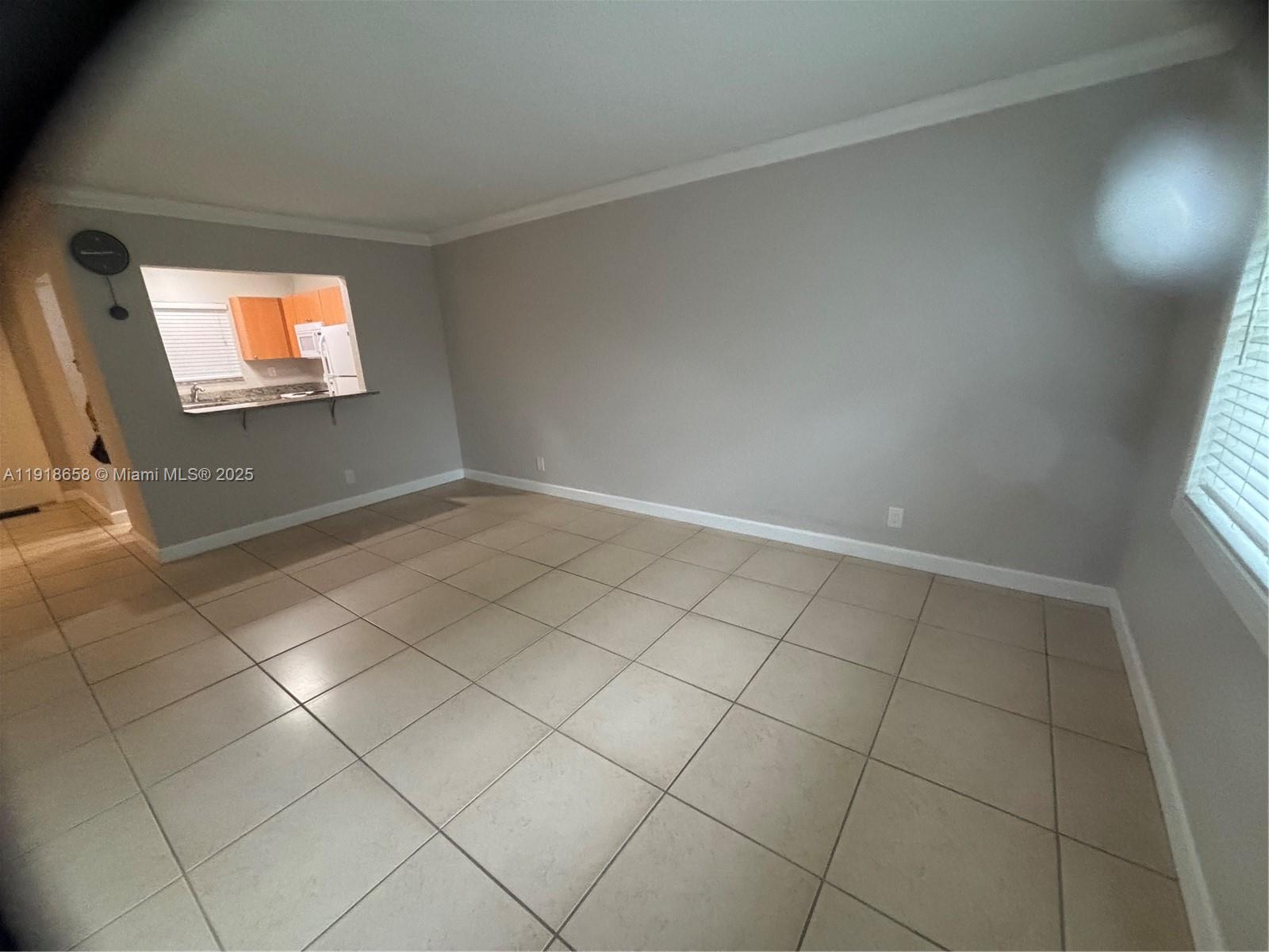 TOWNHOUSES OF PLANTATION - Residential Lease