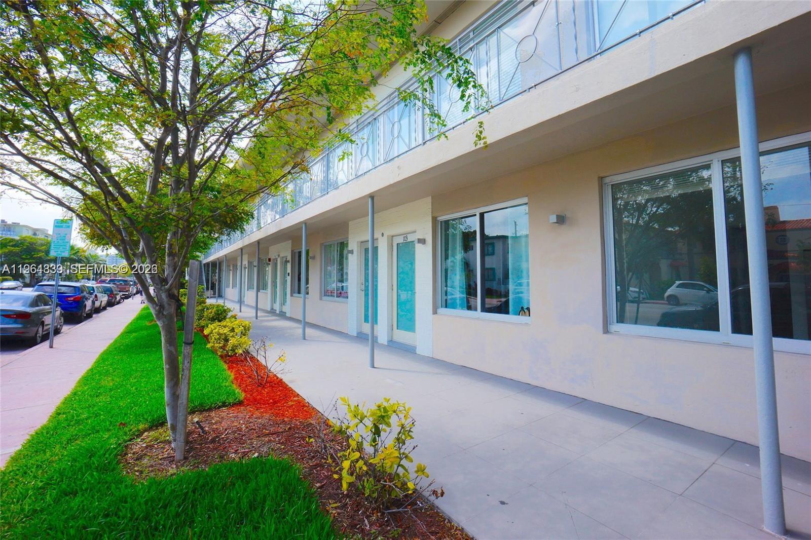 ELISA CONDOMINIUM - Residential