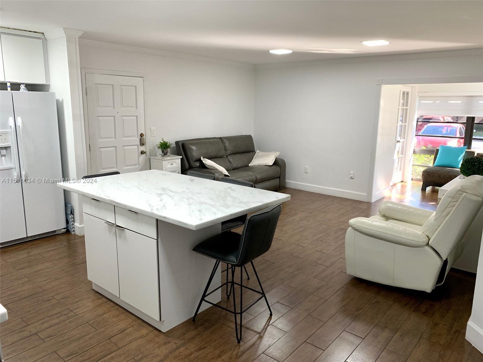 DORAL PARK C CLUB VILLAS - Residential Lease