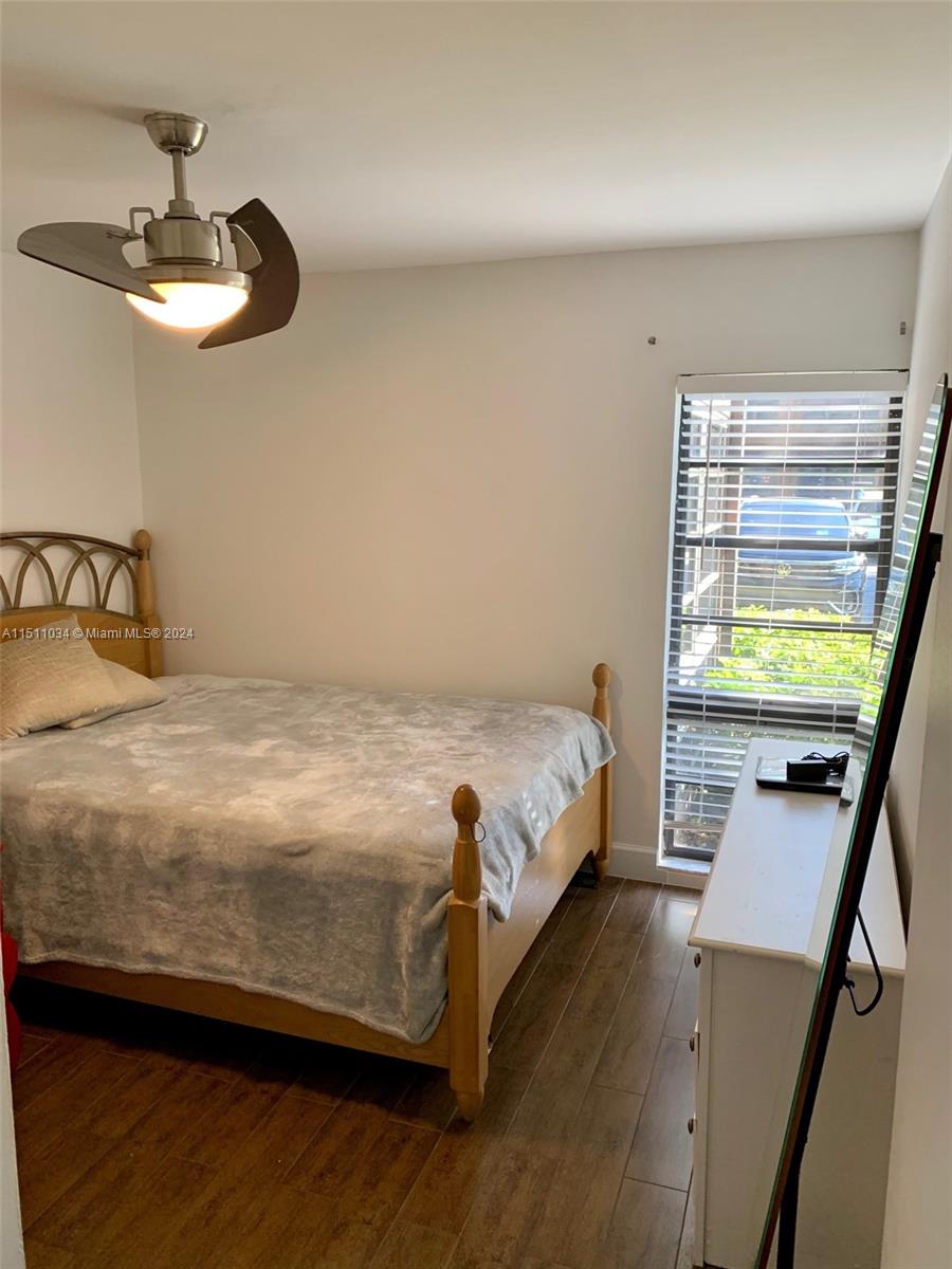 DORAL PARK C CLUB VILLAS - Residential Lease