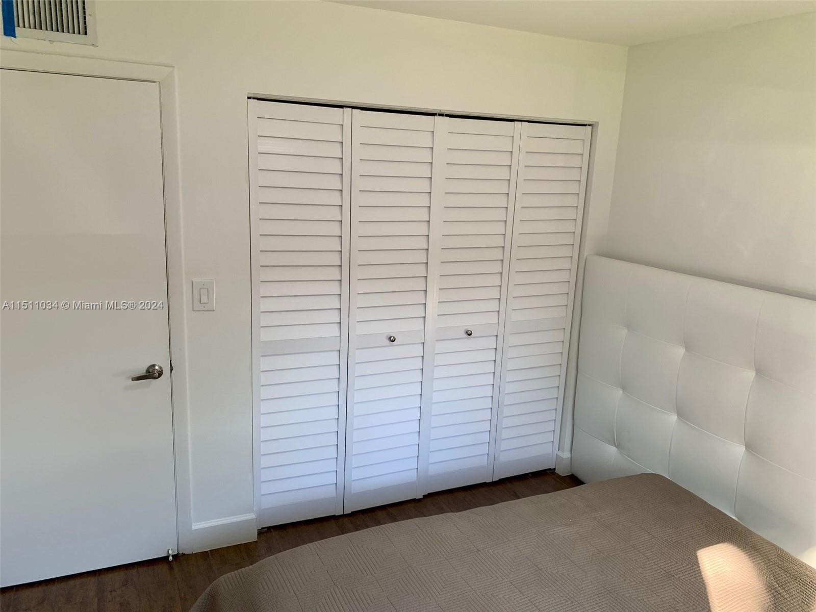 DORAL PARK C CLUB VILLAS - Residential Lease