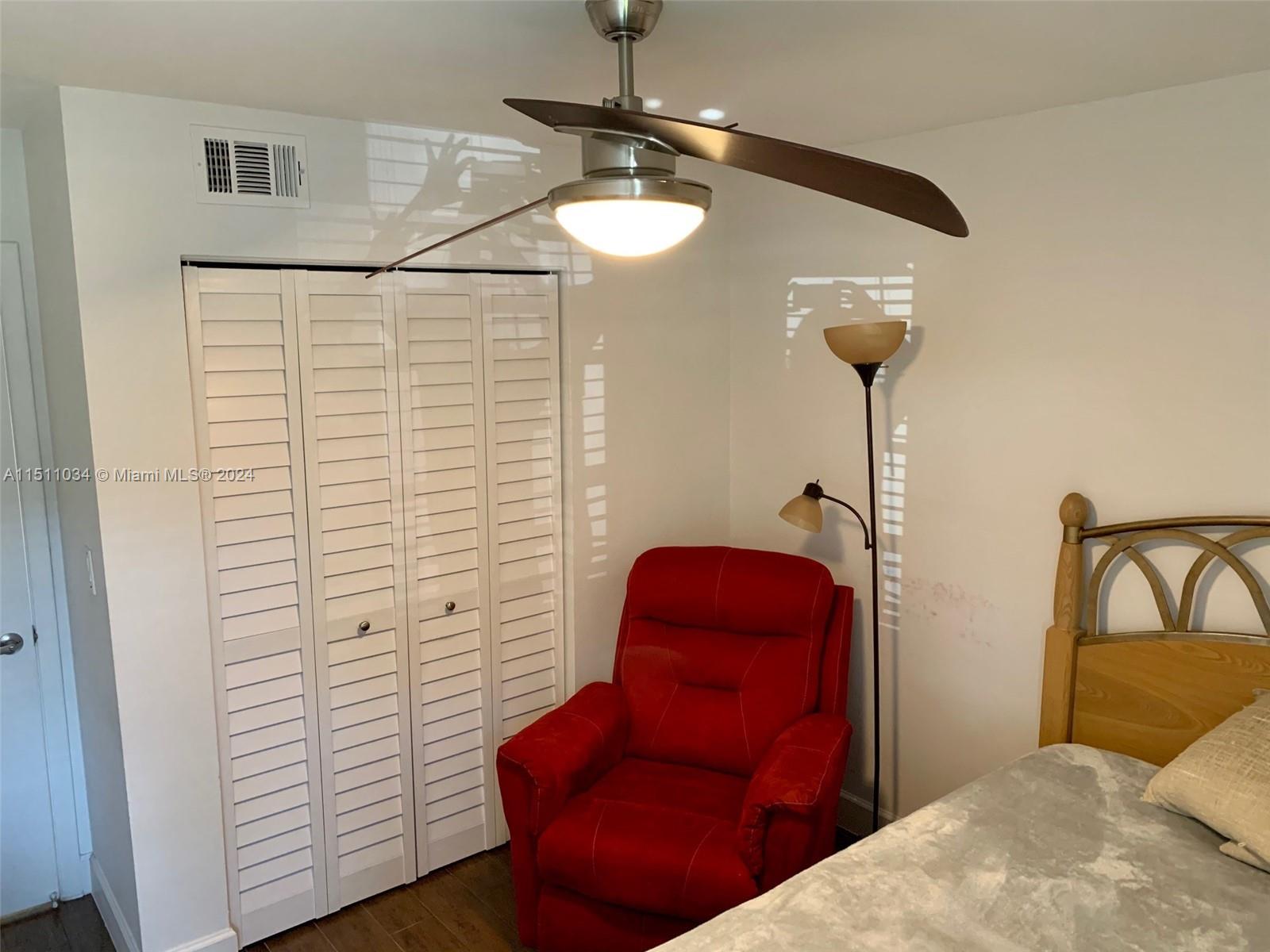 DORAL PARK C CLUB VILLAS - Residential Lease