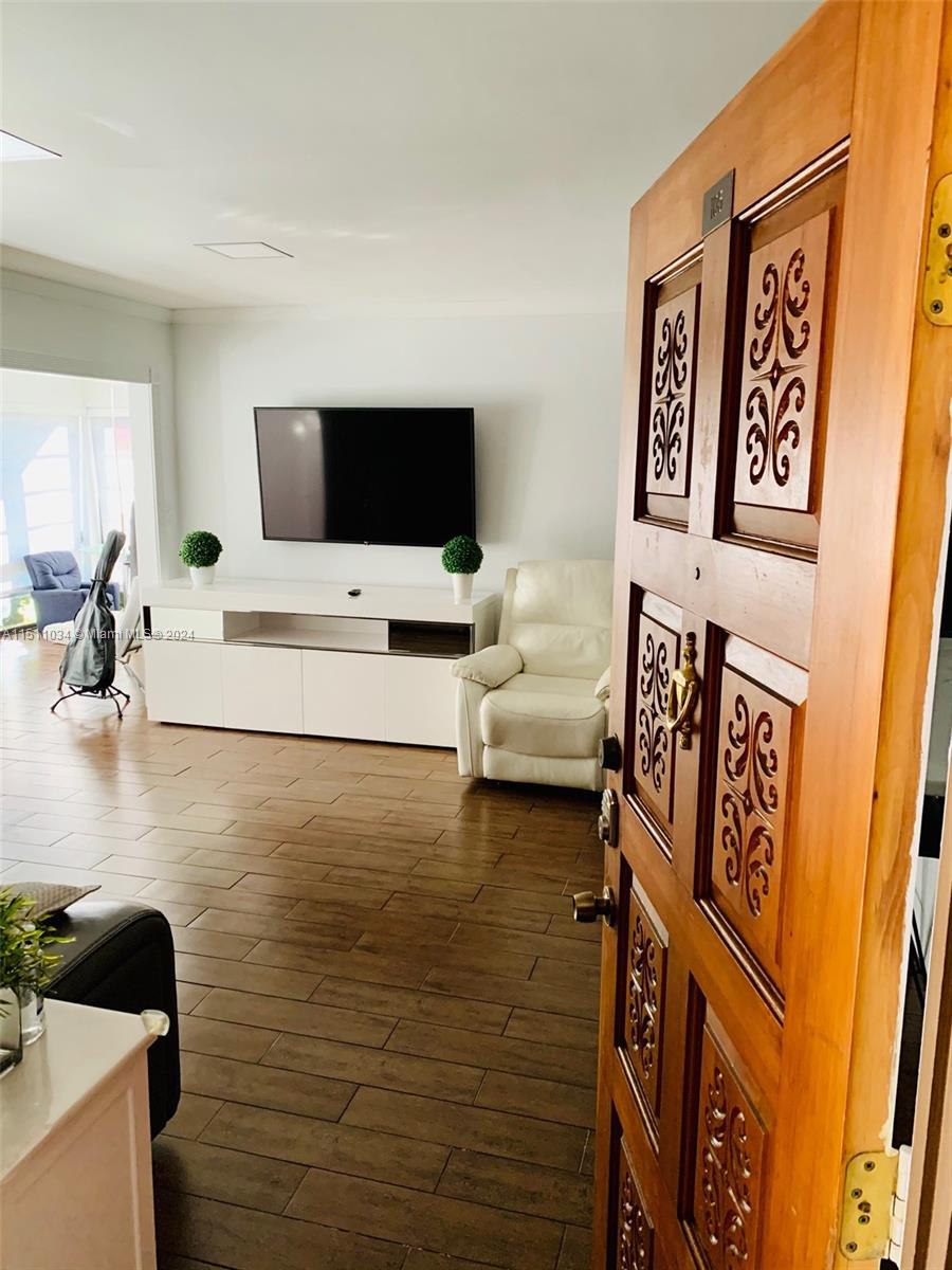 Completed remodeled 3B/2B ground floor unit In the heart of Doral. Beautiful apartment in excellent conditions with plenty storage spaces and separate laundry/storage room. Walking access to Doral country club with a full gym, sauna, two pools, tennis courts, playground, basketball, and restaurant. Close to A rated schools! Central location minutes to expressways and airport. This apartment can be rented completely furnished for $3000. Small pets allowed.