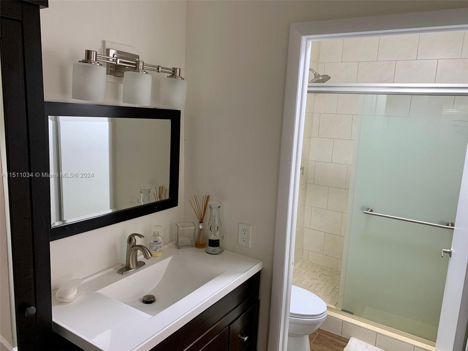 DORAL PARK C CLUB VILLAS - Residential Lease