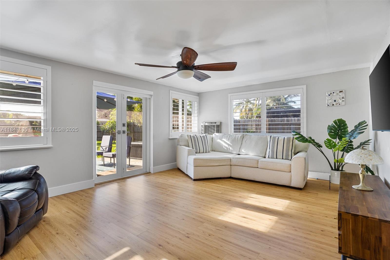 HEFTLER HOMES SUNSET PARK - Residential