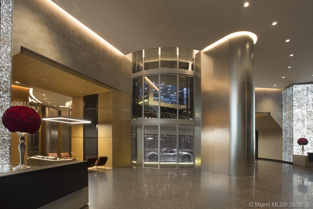 18555 COLLINS AVENUE COND - Residential