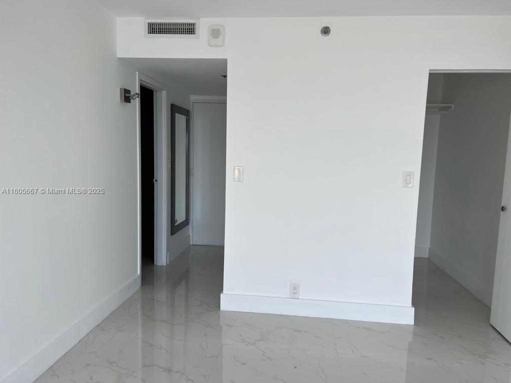 THE GRANDVIEW PALACE COND - Residential