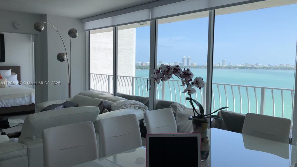 Property for Sale at 7601 E Treasure Dr 1622, North Bay Village, Miami-Dade County, Florida - Bedrooms: 2 
Bathrooms: 2  - $529,000