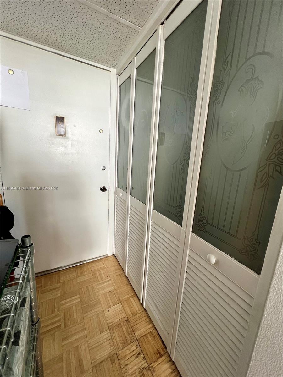 FLAMINGO TOWERS CONDO - Residential Lease