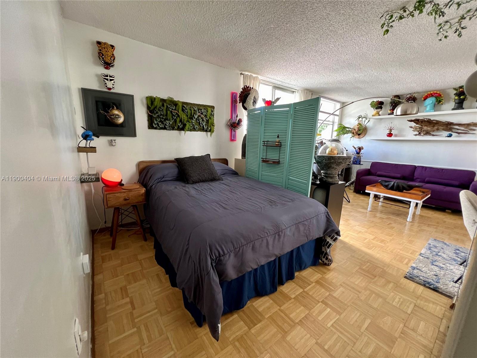 FLAMINGO TOWERS CONDO - Residential Lease