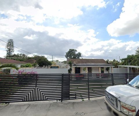Single Family Residence in Miami FL 2626 92nd St St.jpg