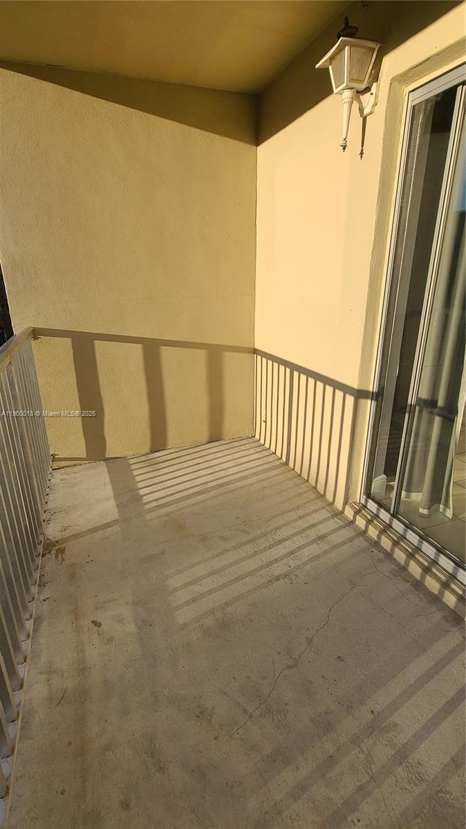 DADELAND PARK CONDO - Residential Lease