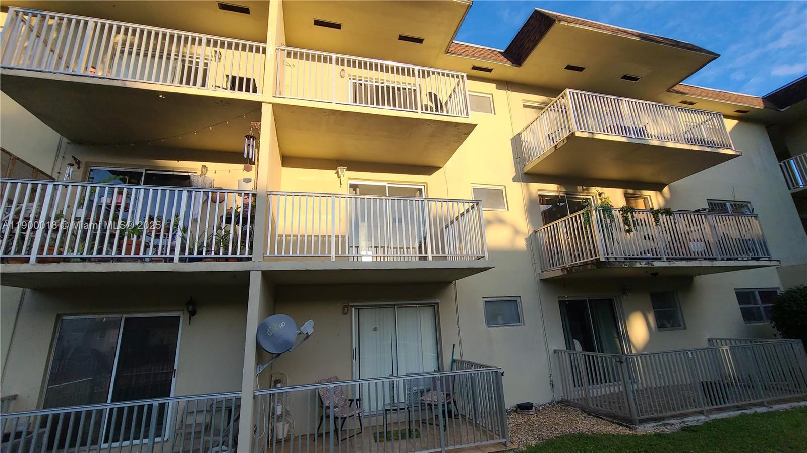 DADELAND PARK CONDO - Residential Lease