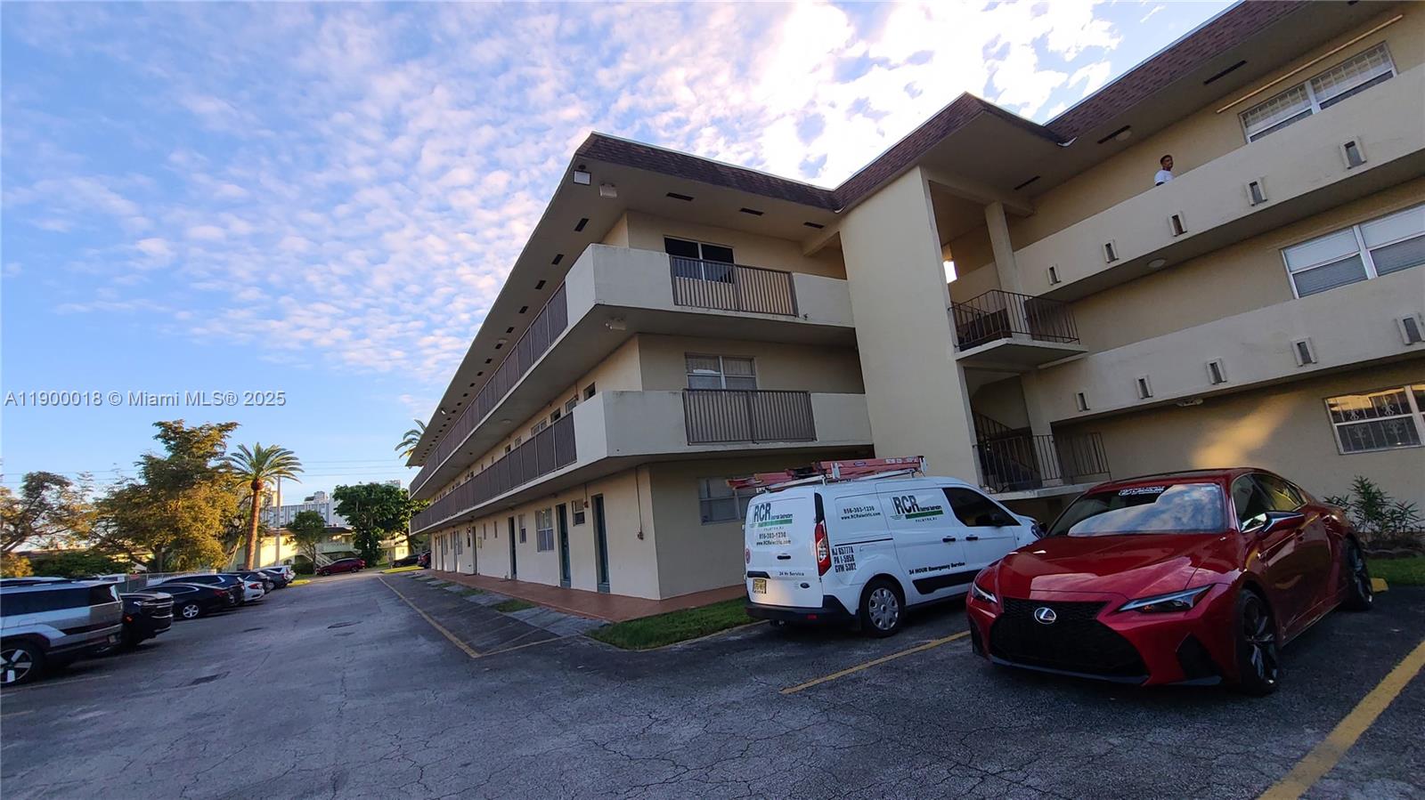 DADELAND PARK CONDO - Residential Lease