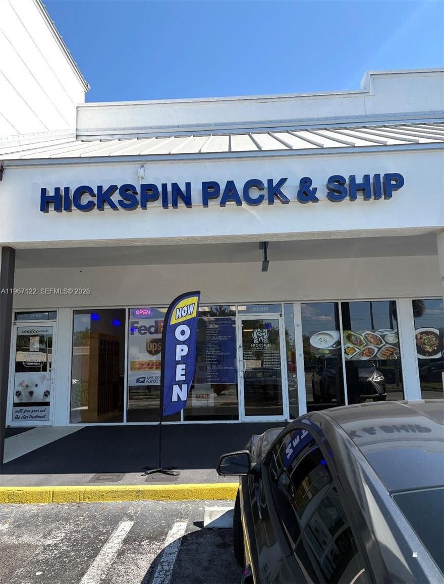 Buisness for sale 
Seller financing available $2500 assignment fee 
$3600 monthly rent 
Shipping Service with Main carrier accounts 
bitcoin machine
finger prints 
3 years on lease 
 
P.O box Service