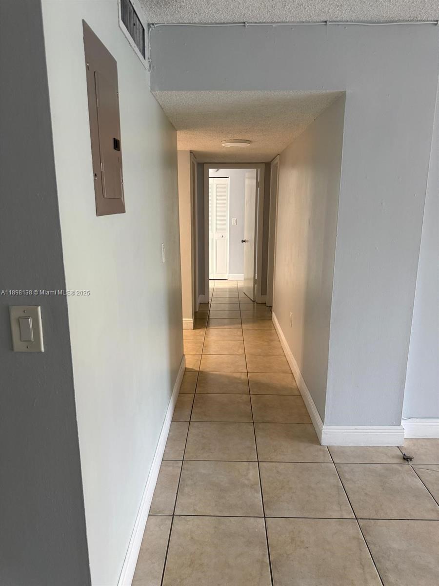 SOVEREIGNS CONDO - Residential Lease