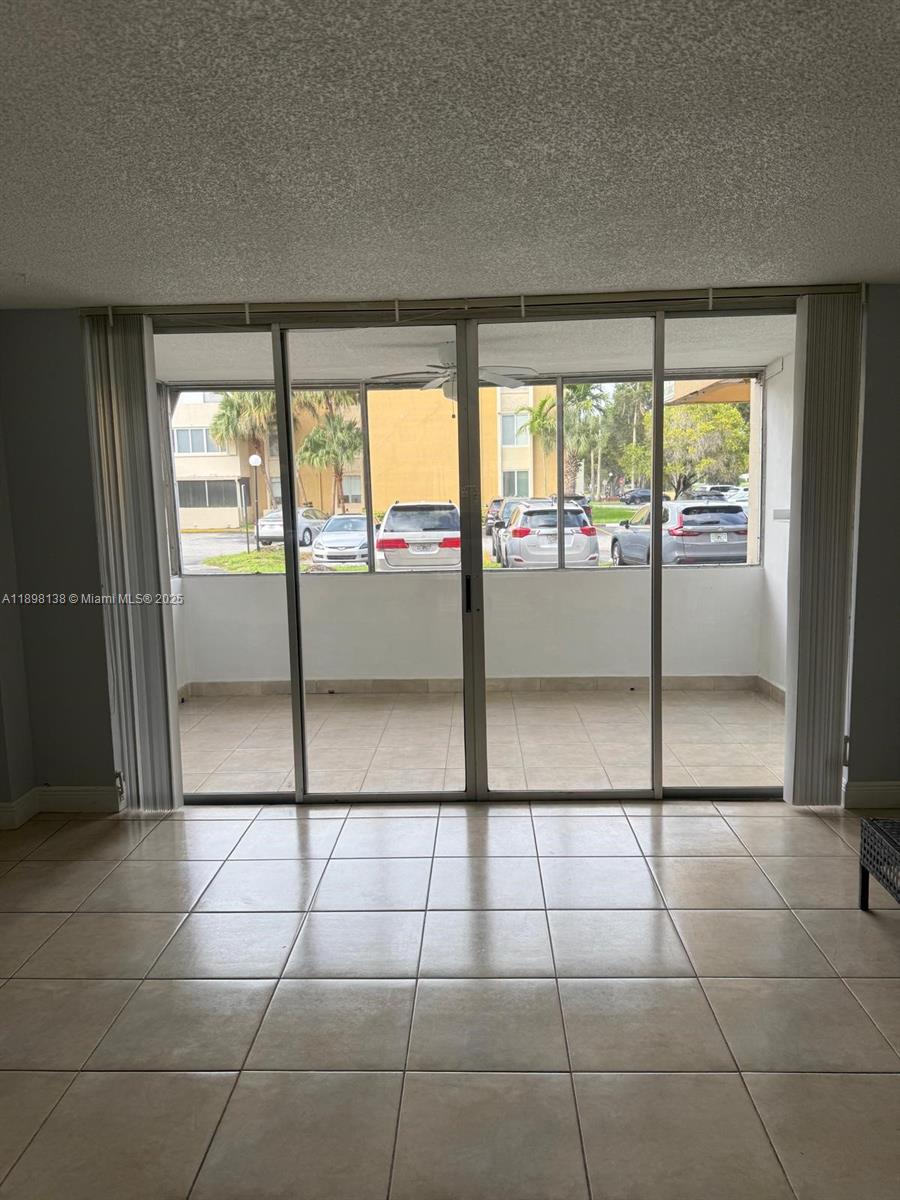 Apartment for Rent – The Sovereign Condominium. Beautiful 2-bedroom, 2-bathroom apartment located on the first floor of a peaceful and elegant community. Enjoy a spacious layout, modern comfort, and your own parking space right in front of the unit — perfect for easy access and Ready to move in — don’t miss this opportunity!