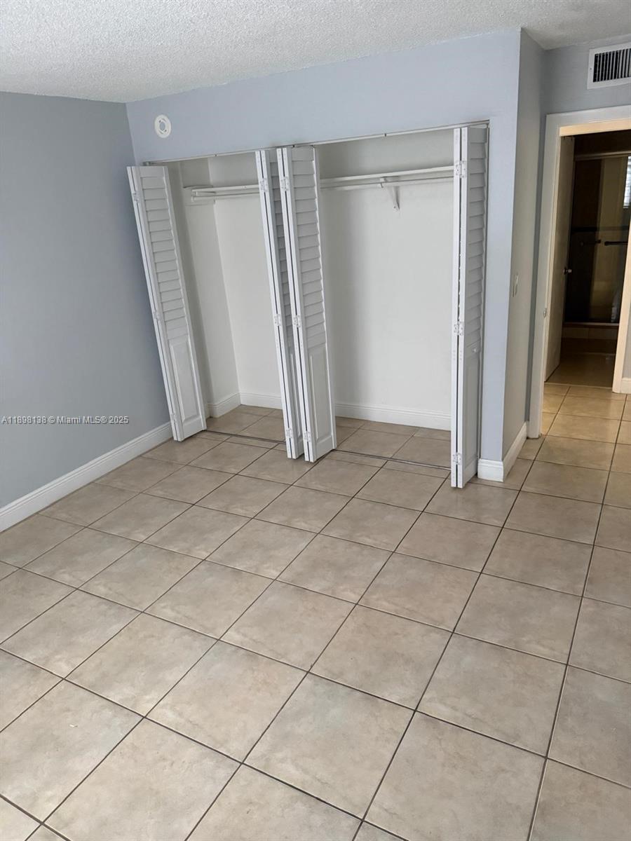 SOVEREIGNS CONDO - Residential Lease