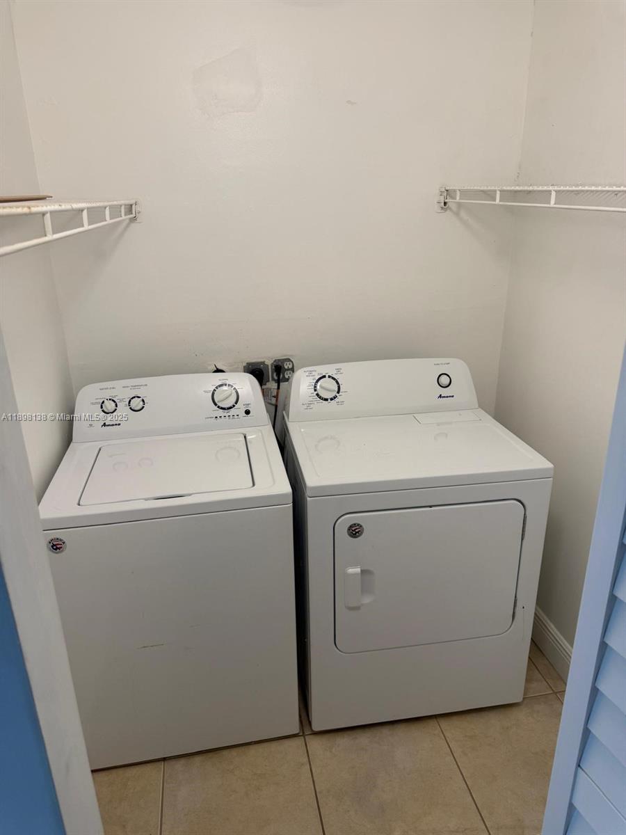 SOVEREIGNS CONDO - Residential Lease
