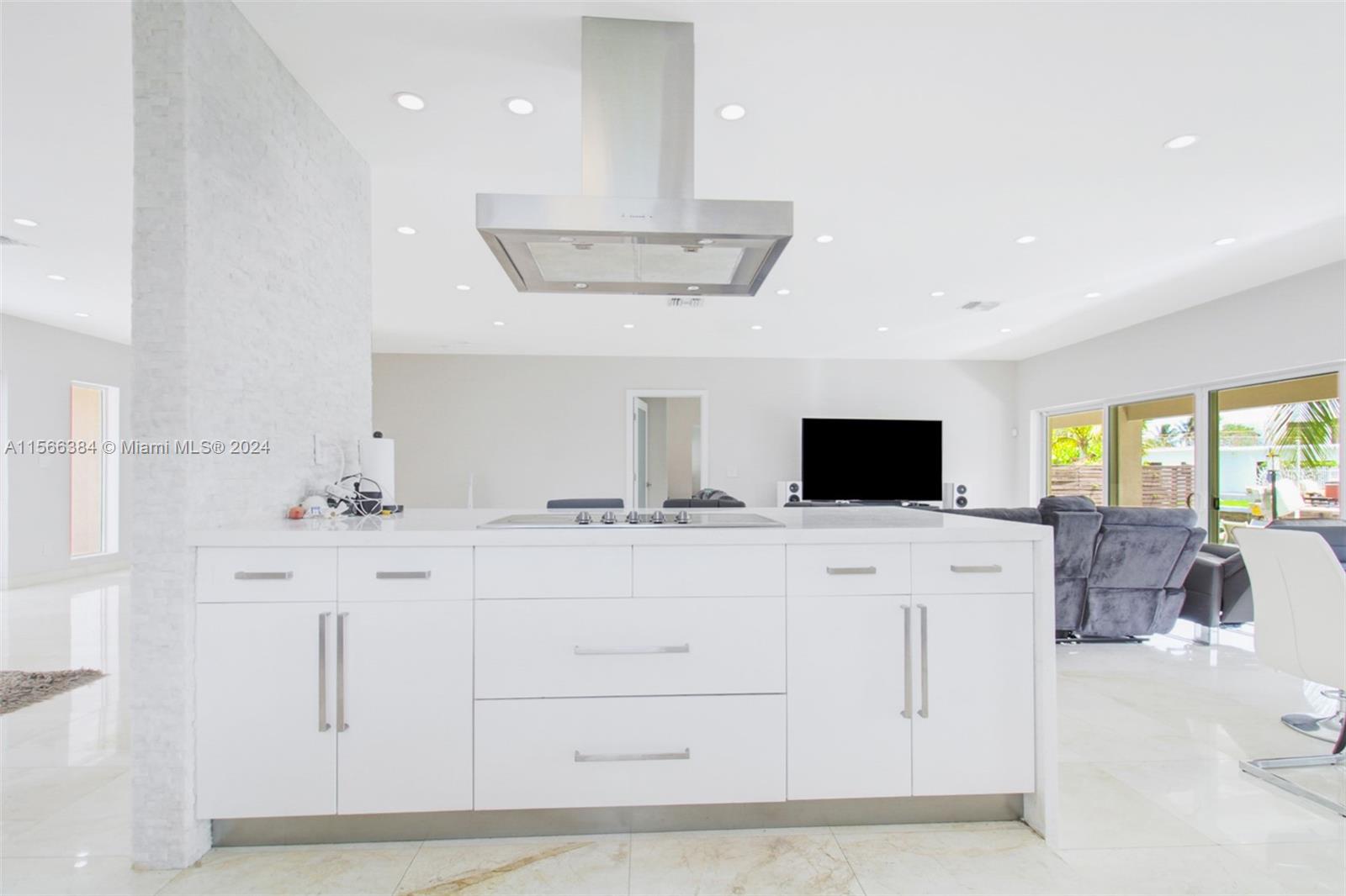 BAY CREST SEC 3 - Residential