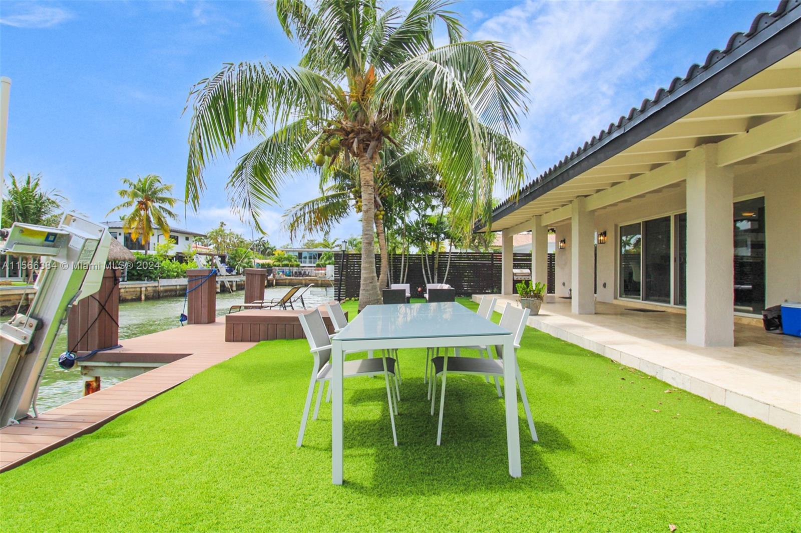 BAY CREST SEC 3 - Residential