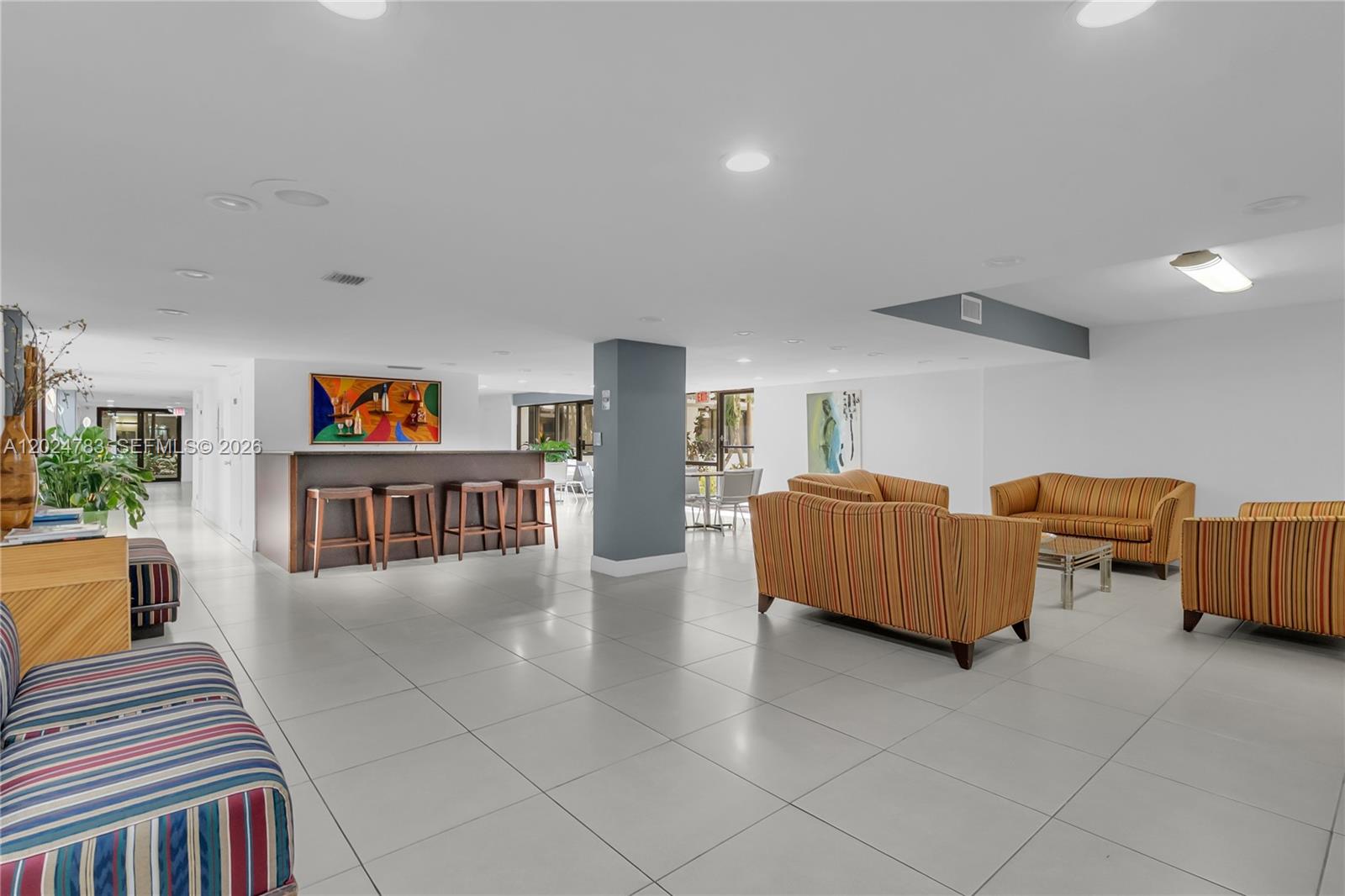 TOWERS OF KENDALE LAKES C - Residential