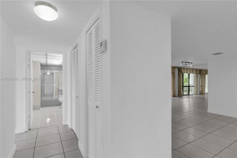 Tiny photo for 13951 Kendale Lakes Cir #208A, Miami, FL 33183 (MLS # A12024783)