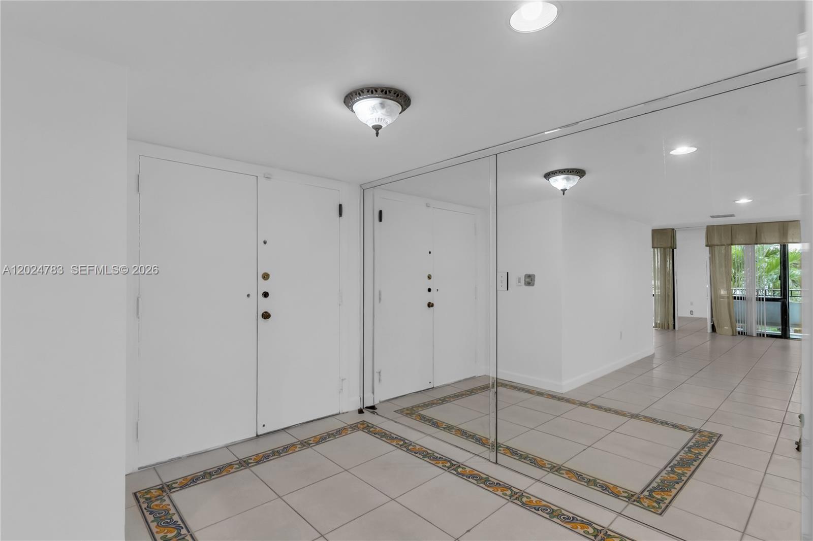 TOWERS OF KENDALE LAKES C - Residential