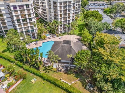 Tiny photo for 13951 Kendale Lakes Cir #208A, Miami, FL 33183 (MLS # A12024783)