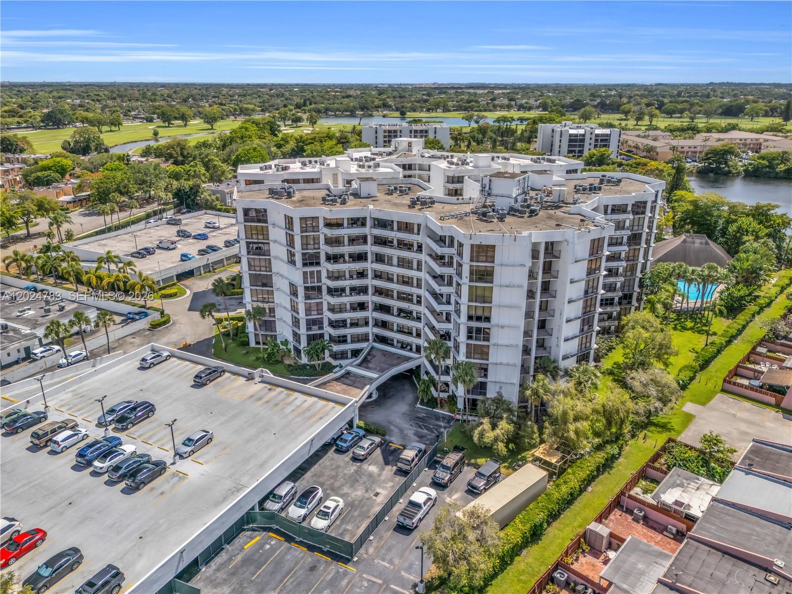 TOWERS OF KENDALE LAKES C - Residential