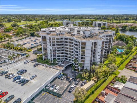 Tiny photo for 13951 Kendale Lakes Cir #208A, Miami, FL 33183 (MLS # A12024783)