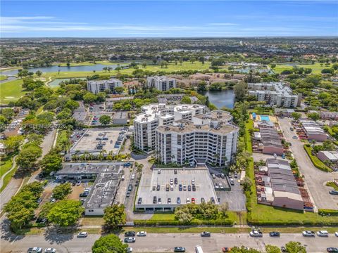 Tiny photo for 13951 Kendale Lakes Cir #208A, Miami, FL 33183 (MLS # A12024783)
