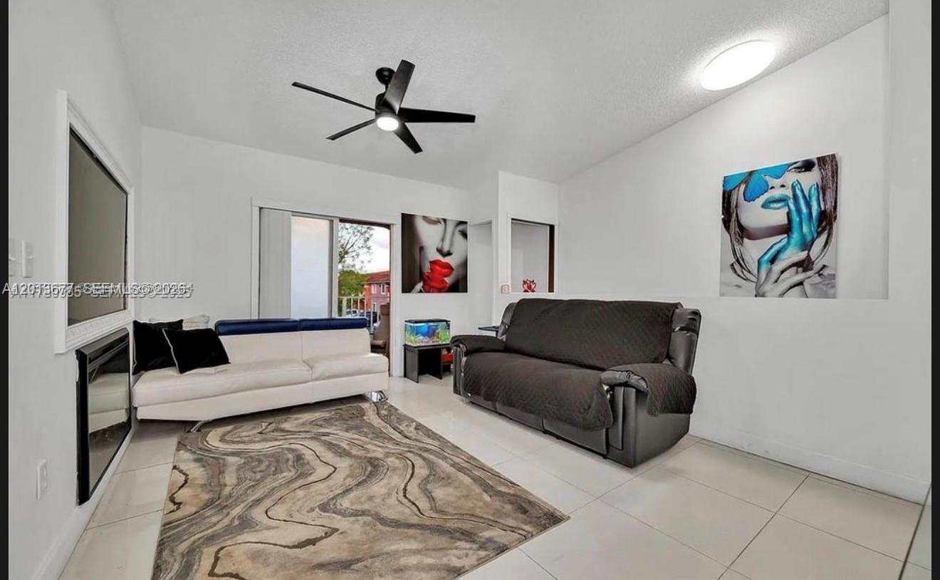 CONQUISTADOR VILLAS CONDO - Residential Lease