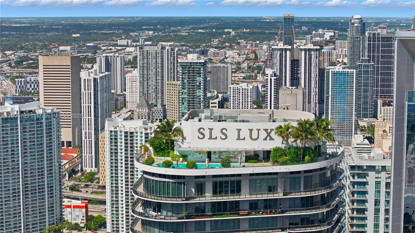 801 SMA RESIDENCES CONDO - Residential