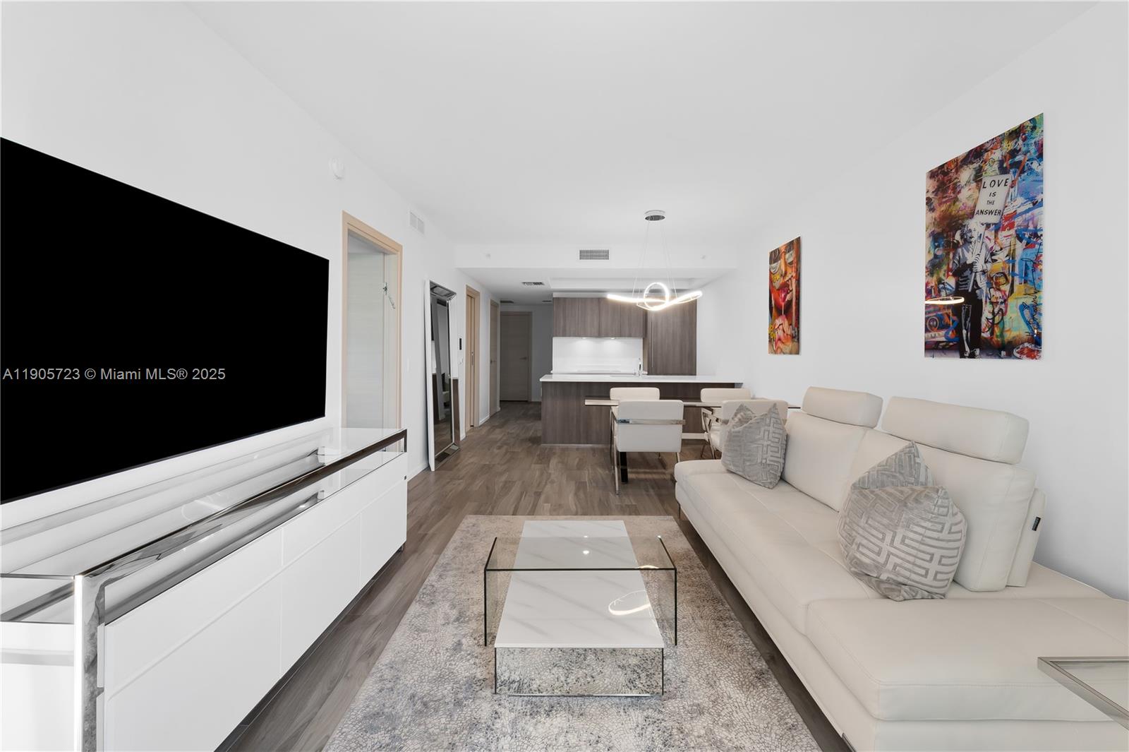 801 S Miami Ave 3907