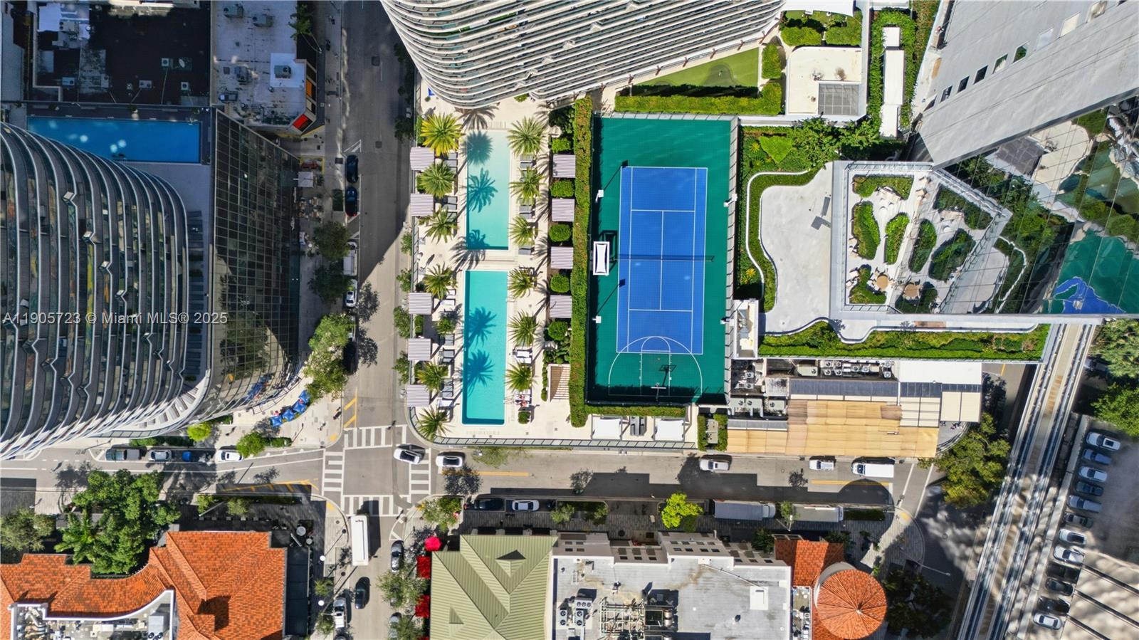 801 SMA RESIDENCES CONDO - Residential