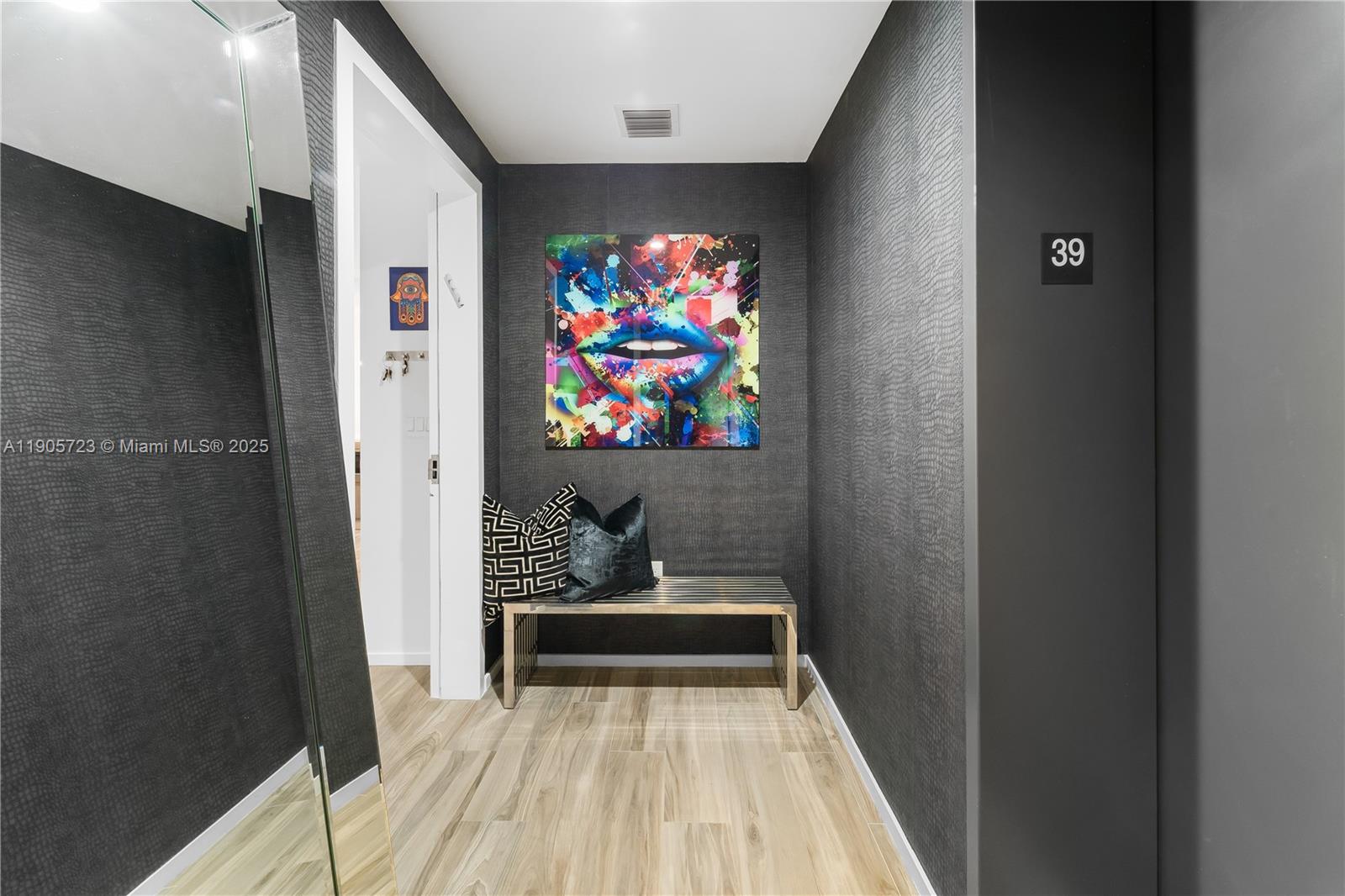 801 SMA RESIDENCES CONDO - Residential