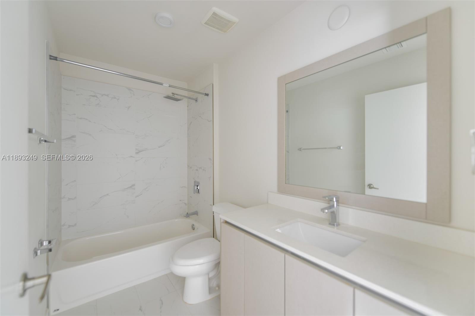 RIVERWOOD - Residential