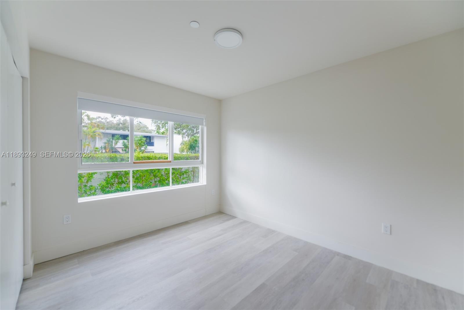 RIVERWOOD - Residential