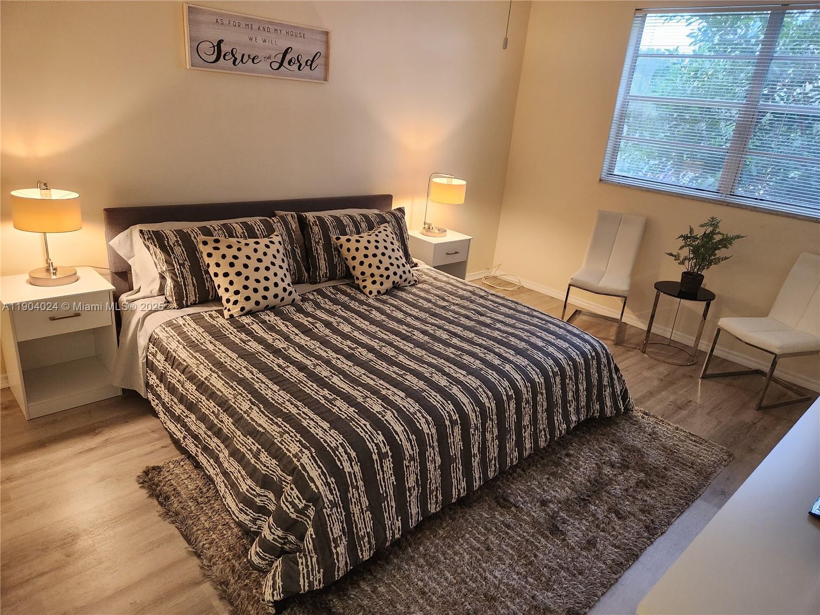 OMEGA CONDO NO 4 - Residential