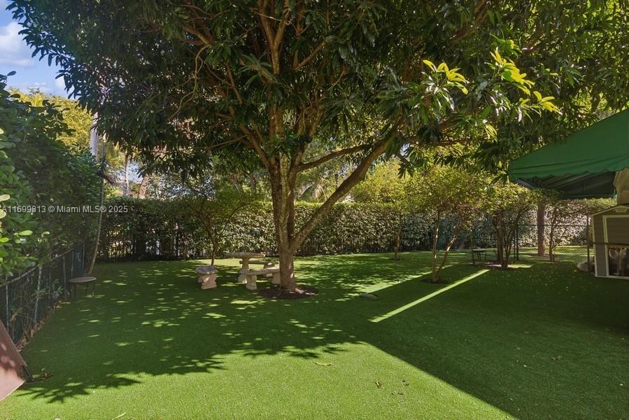 COCOPLUM SEC 1 - Residential