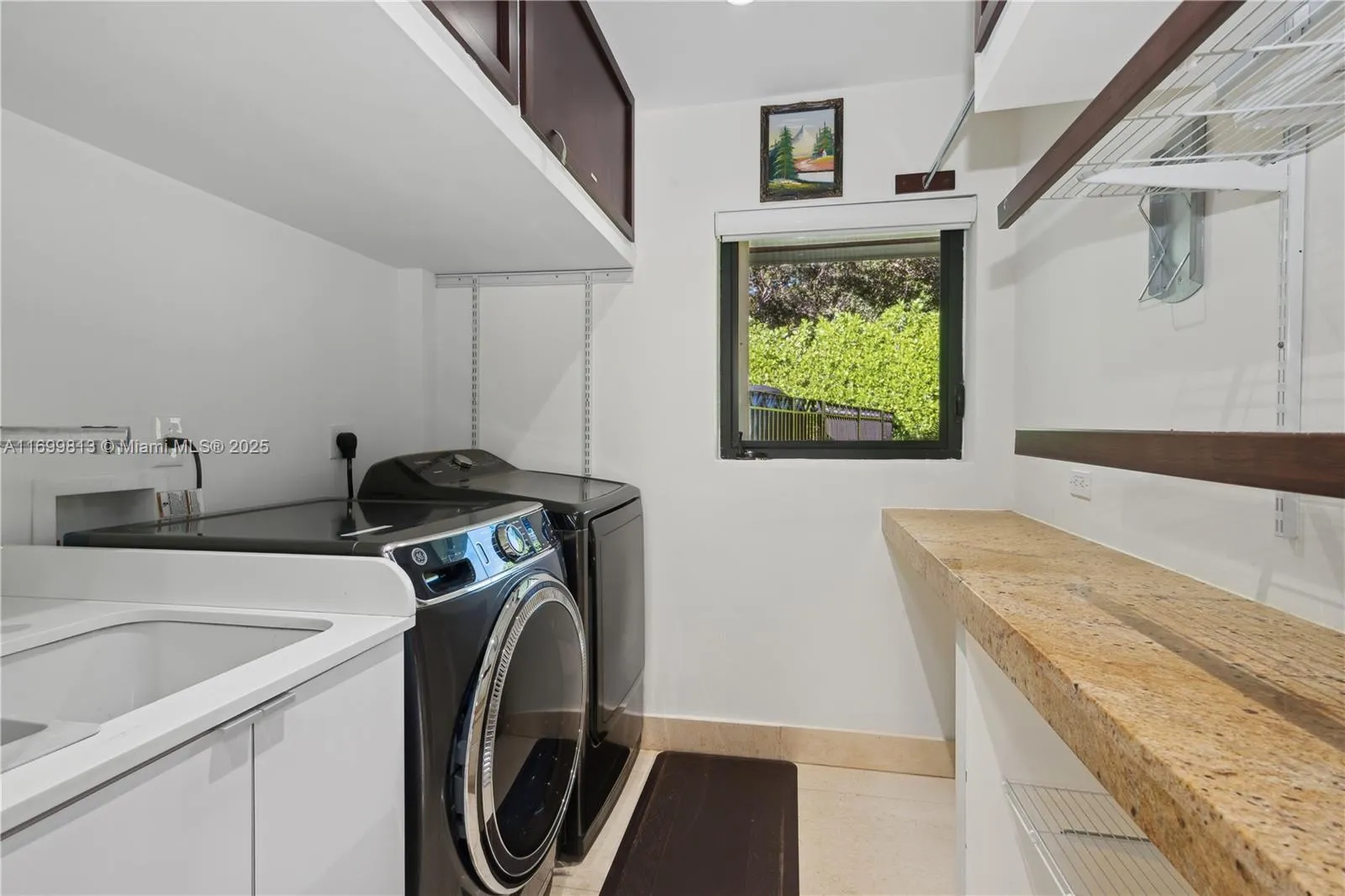 Coral Gables, Florida 33143, United States, 6 Bedrooms Bedrooms, ,7 BathroomsBathrooms,Residential,Active,28174