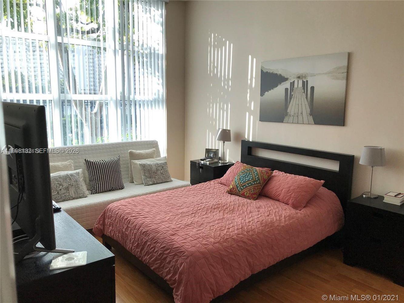 OCEAN MARINE YACHT CLUB C - Residential Lease