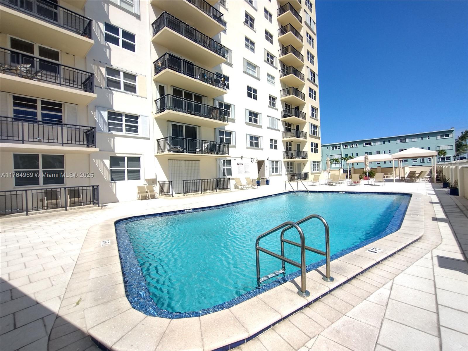 OXFORD TOWERS CONDO - Residential Lease