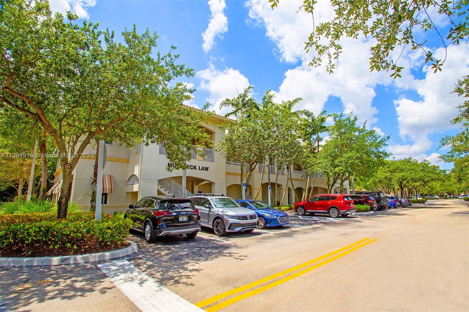 Great office space of 3890 sq ft available in the city of Weston , this space has a class a buildout with tons of natural light this spaces offers 7 large executive offices plus 2 large support offices with additional copy/storage room and a kitchen .
space also has a conference room and a private reception area , space has two entrances and is located on the second and it offers signage rights , space available November 1st 2023 space could be professional office or medical